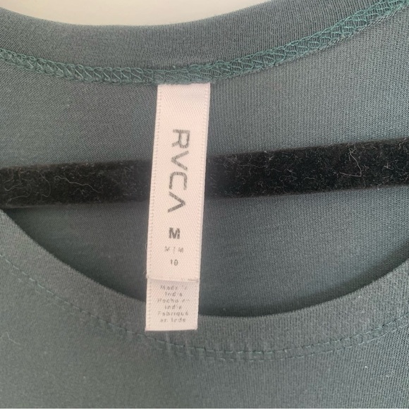 *RVCA Tee Shirt Dress Medium Dusty Sage Green - Picture 6 of 7